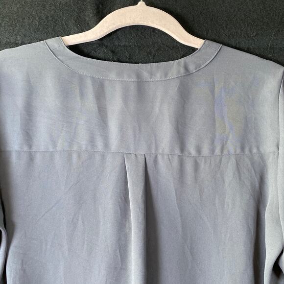 Express Womens Blouse Gray Zipper V Neck Roll Tab Sleeve Flowy Small - Picture 12 of 14